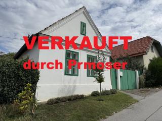 liebevoll restaurierter Streckhof mit idyllischem Garten Bild