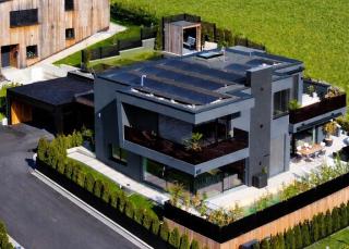 Design-Architektenhaus in Breitenfurt bei Wien – Exklusive Architektur, modernste High-End-Technik und luxuriöse Ausstattung auf höchstem Niveau Bild
