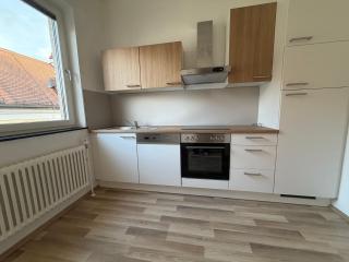 renovierte Single- Wohnung im Zentrum zu vermieten Bild