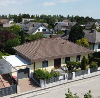 Gepflegter Bungalow mit Vollkeller & traumhaftem Garten – Toplage Ungarviertel Bild