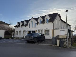 repräsentative Büroräumlichkeiten in Zentrumsnähe mit Parkplätzen zu vermieten Bild